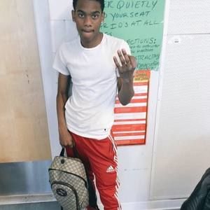 Meet your Posher, Kameron